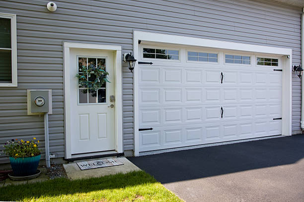 24/7 Emergency Garage Door Installation experts in Brule County County, SD